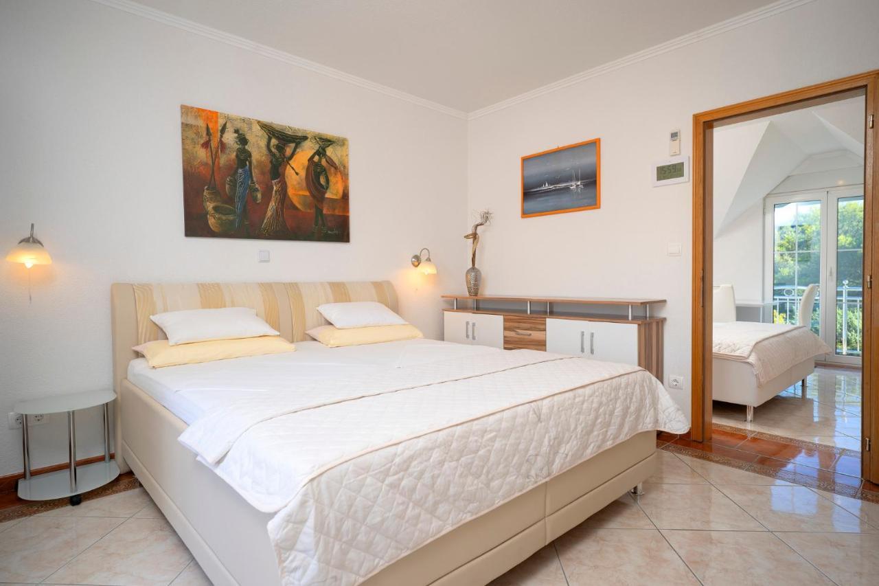 Apartments Matkovic Hvar Town Esterno foto