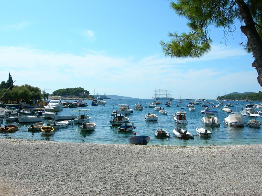 Apartments Matkovic Hvar Town Esterno foto